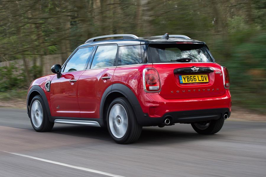  Mini Cooper SD Countryman ALL4 2017 года  (UK) (фото 7 из 12)